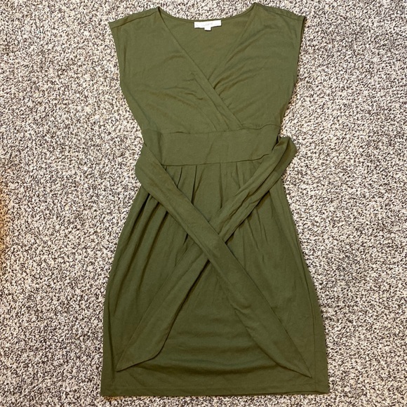 LOFT Dresses & Skirts - LOFT Olive Green Wrap Front Dress with Tie